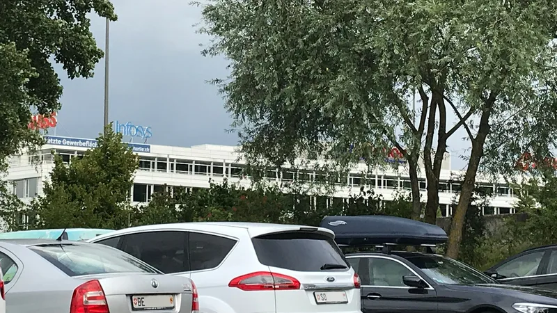 上海茹果影视传媒有限公司